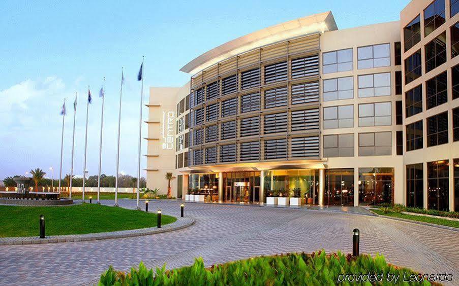 Centro Sharjah Hotell Exteriör bild