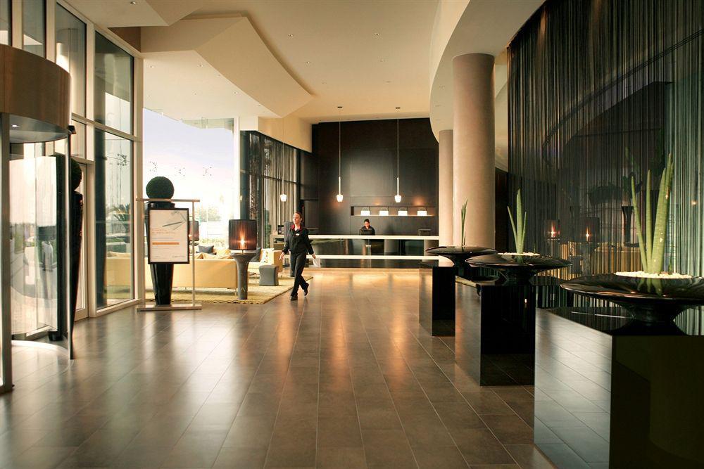 Centro Sharjah Hotell Exteriör bild